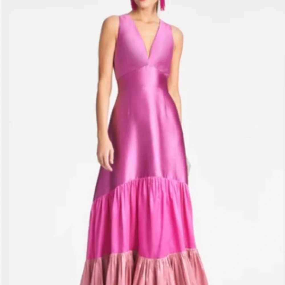 Sachin and Babi Elegant Dress - Picture 1 of 16